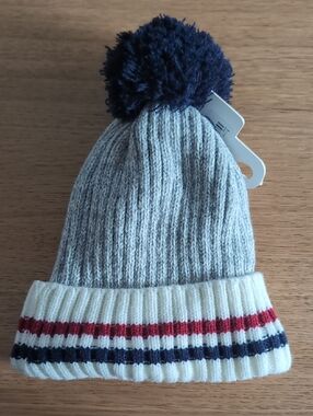 Kids Pom-Pom Ribbed Beanie in Gray, Cream & Navy